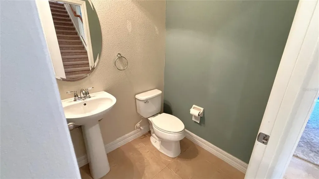 5217 Dove Tree Street Orlando FL 32811