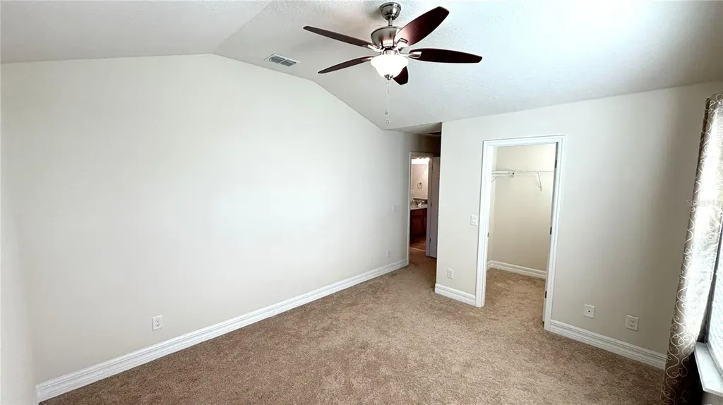 5217 Dove Tree Street Orlando FL 32811