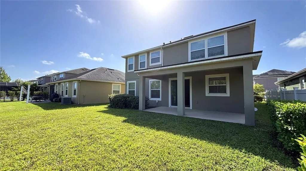 5217 Dove Tree Street Orlando FL 32811