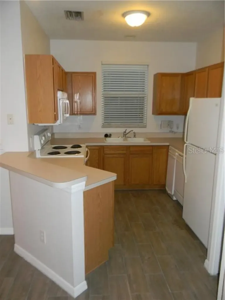 2122 Golden Oak Lane Valrico FL 33594