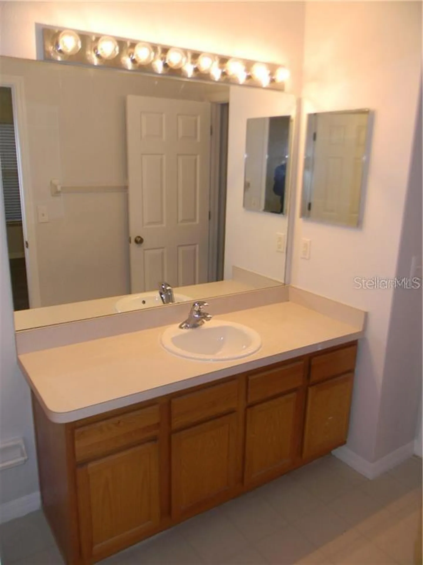 2122 Golden Oak Lane Valrico FL 33594