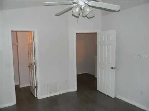 2122 Golden Oak Lane Valrico FL 33594