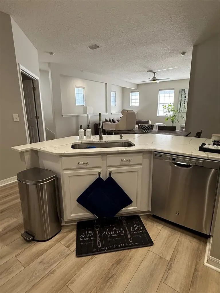 9410 Georgian Park Lane Tampa FL 33626