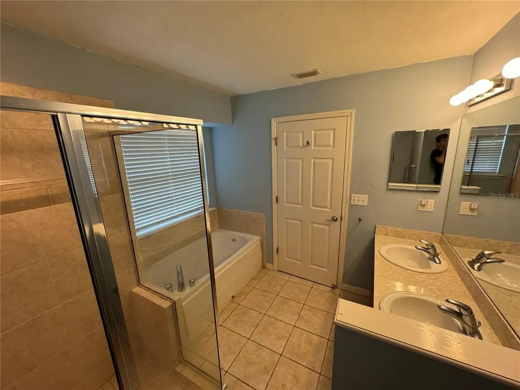 9590 SW 98th Avenue Gainesville FL 32608