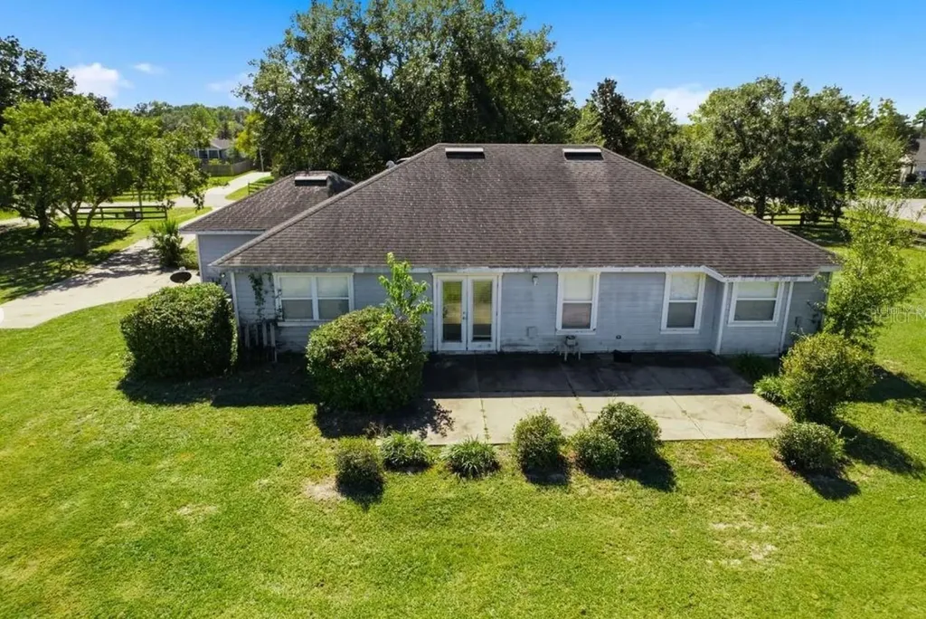9590 SW 98th Avenue Gainesville FL 32608