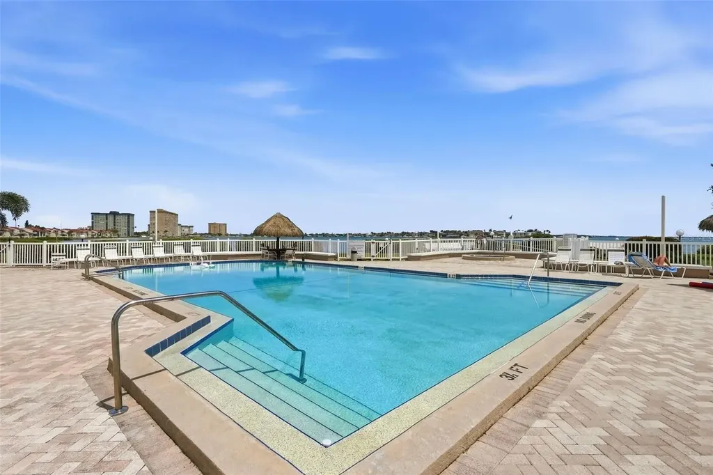 6158 Palma Del Mar Boulevard S St Petersburg FL 33715