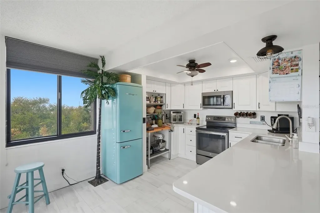 6158 Palma Del Mar Boulevard S St Petersburg FL 33715