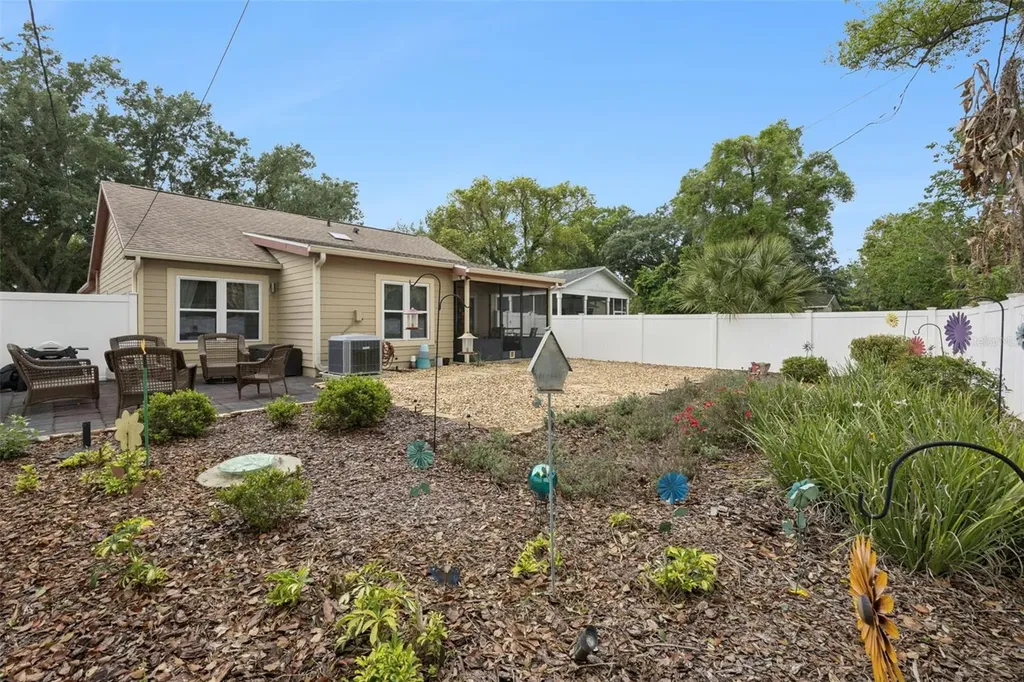 2713 Eastern Parkway Winter Park FL 32789