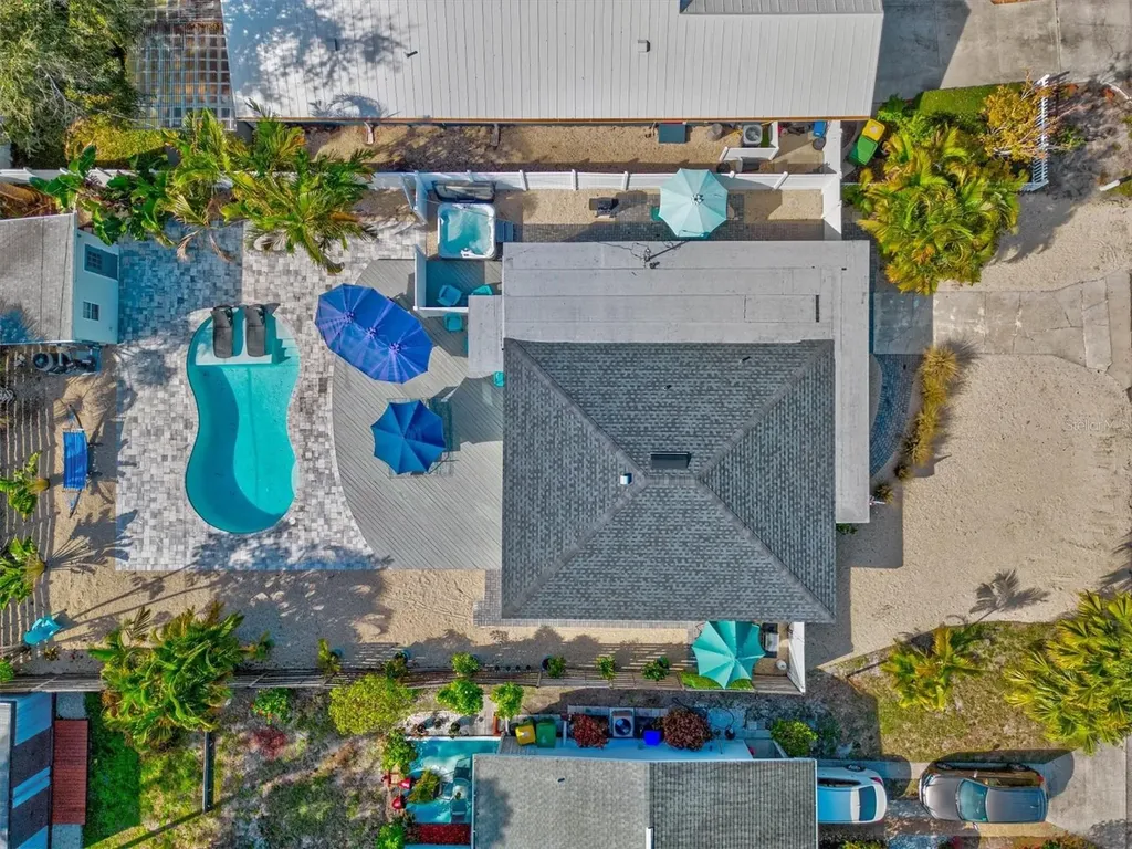 2084 Grove Street Sarasota FL 34239