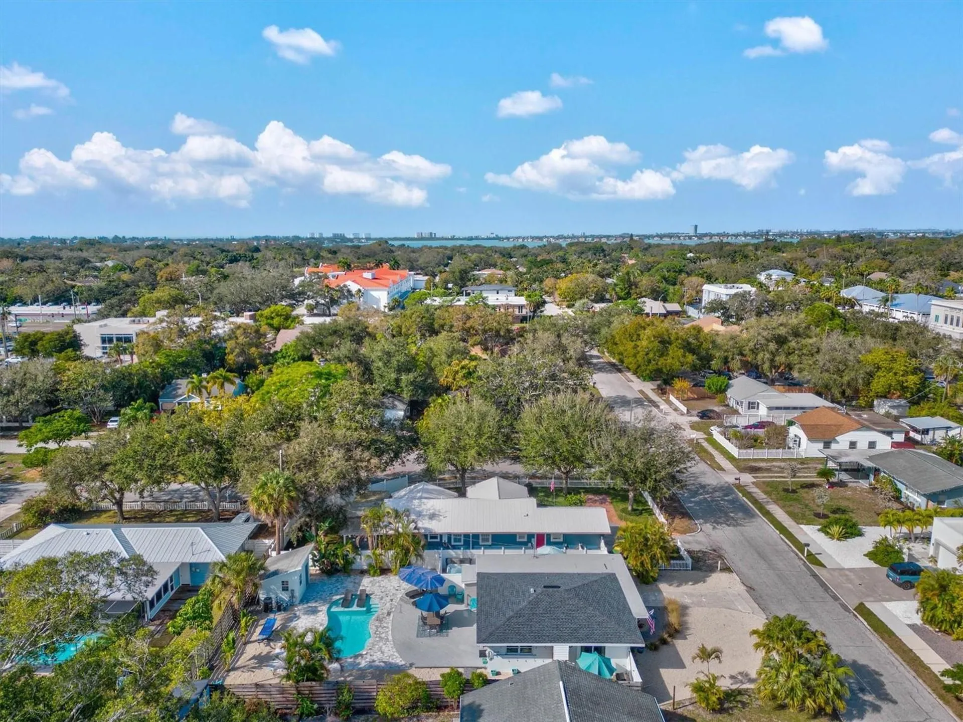 2084 Grove Street Sarasota FL 34239