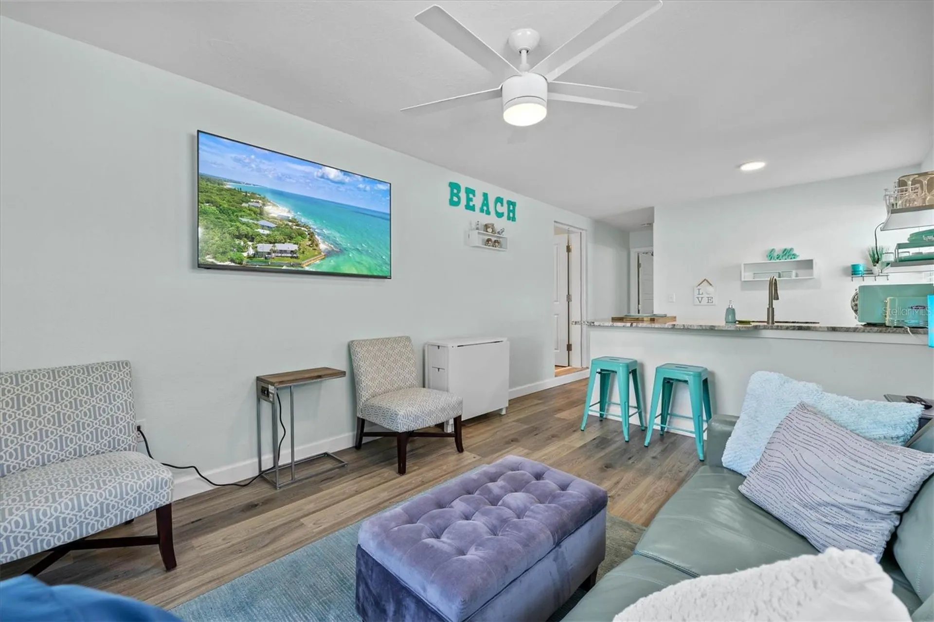 2084 Grove Street Sarasota FL 34239