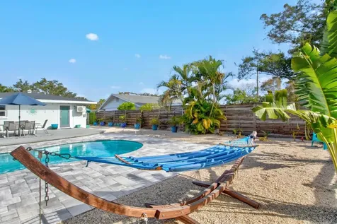 2084 Grove Street Sarasota FL 34239