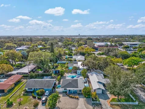 2084 Grove Street Sarasota FL 34239