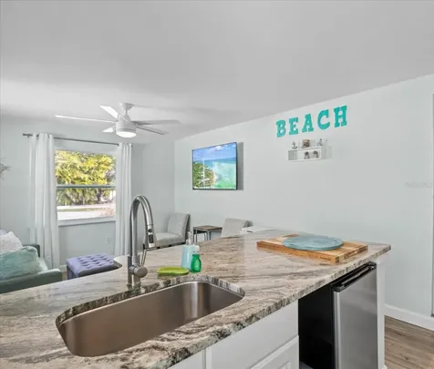 2084 Grove Street Sarasota FL 34239