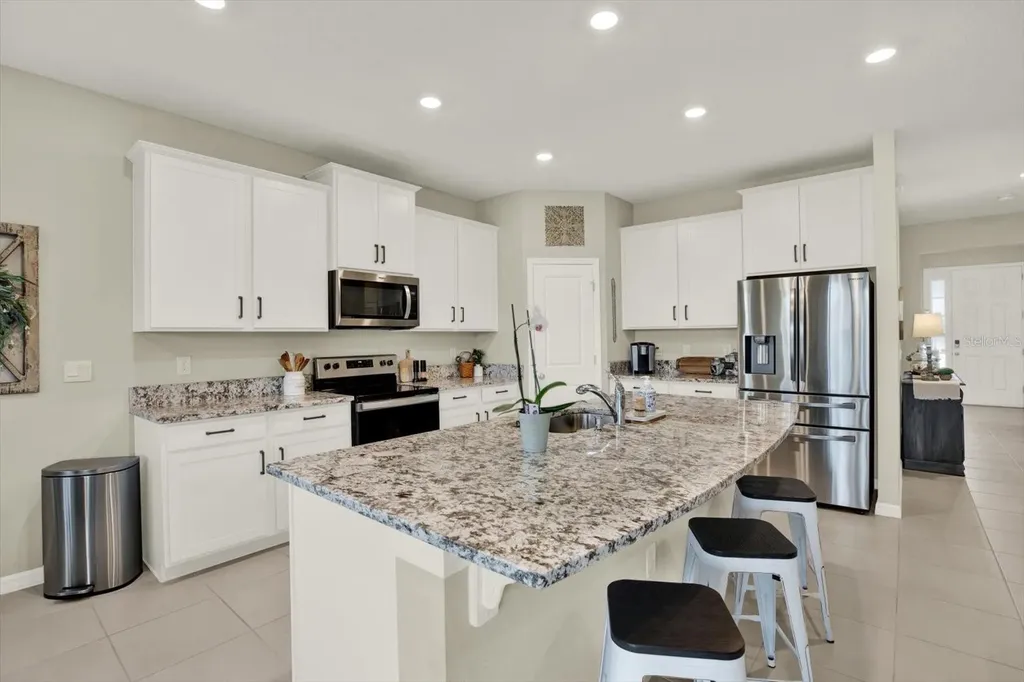 10186 Shoreline View Way Wesley Chapel FL 33545