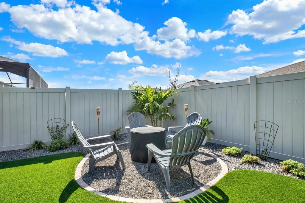 10186 Shoreline View Way Wesley Chapel FL 33545
