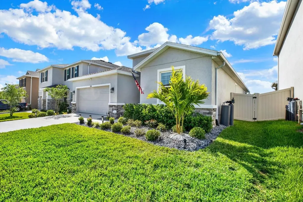 10186 Shoreline View Way Wesley Chapel FL 33545