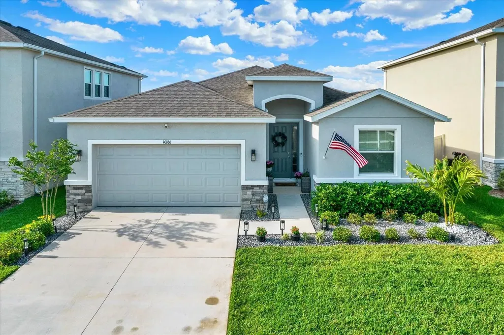 10186 Shoreline View Way Wesley Chapel FL 33545