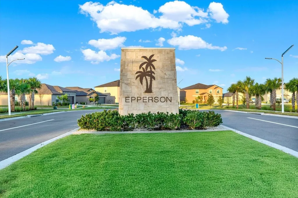 10186 Shoreline View Way Wesley Chapel FL 33545