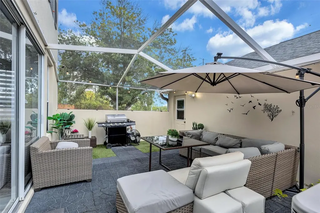 10039 Bradwell Place Tampa FL 33626