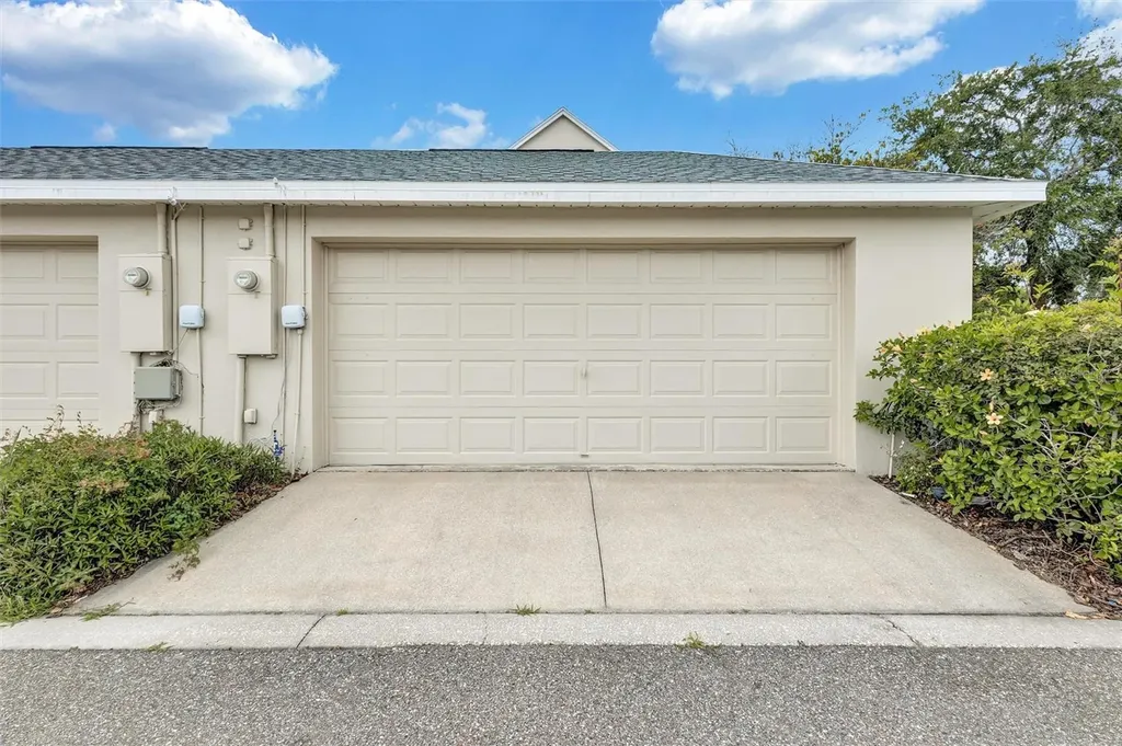 10039 Bradwell Place Tampa FL 33626