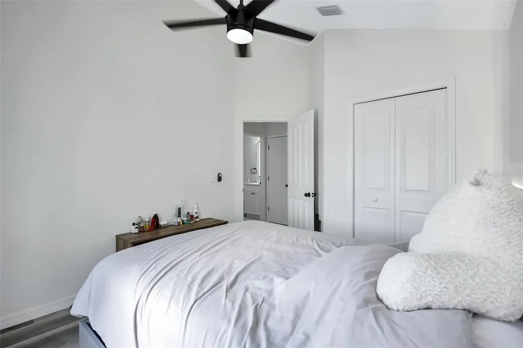 10039 Bradwell Place Tampa FL 33626