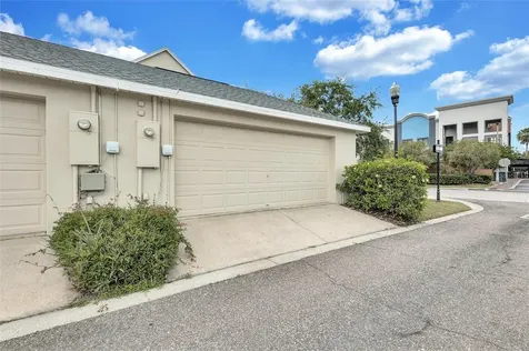 10039 Bradwell Place Tampa FL 33626