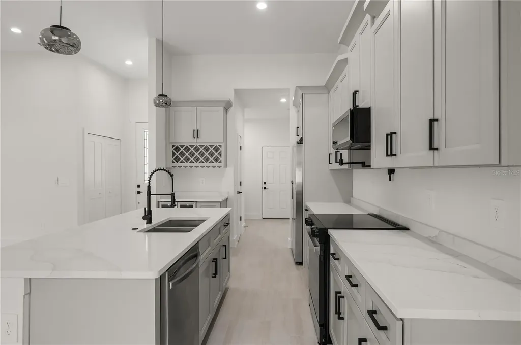 146 Coronado Road Debary FL 32713