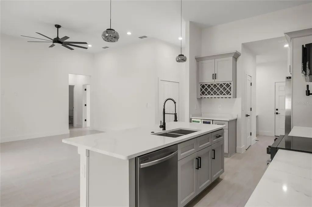 146 Coronado Road Debary FL 32713