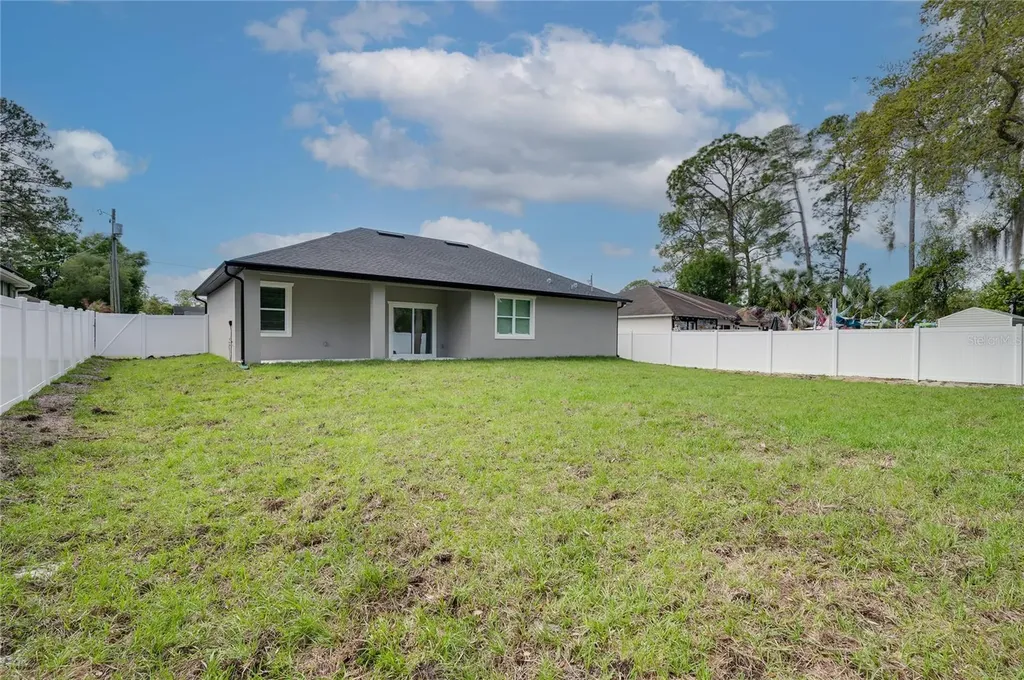 146 Coronado Road Debary FL 32713