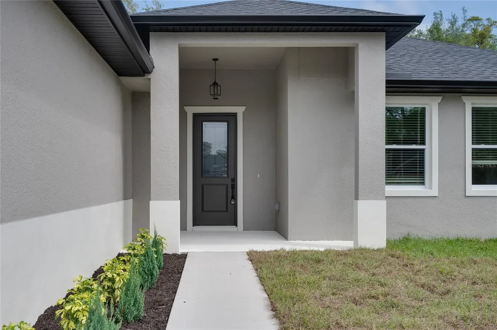 146 Coronado Road Debary FL 32713