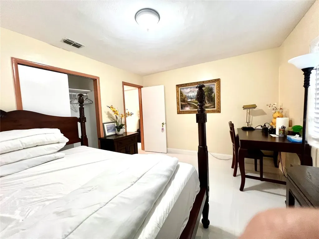 5009 Deauville Drive Orlando FL 32808