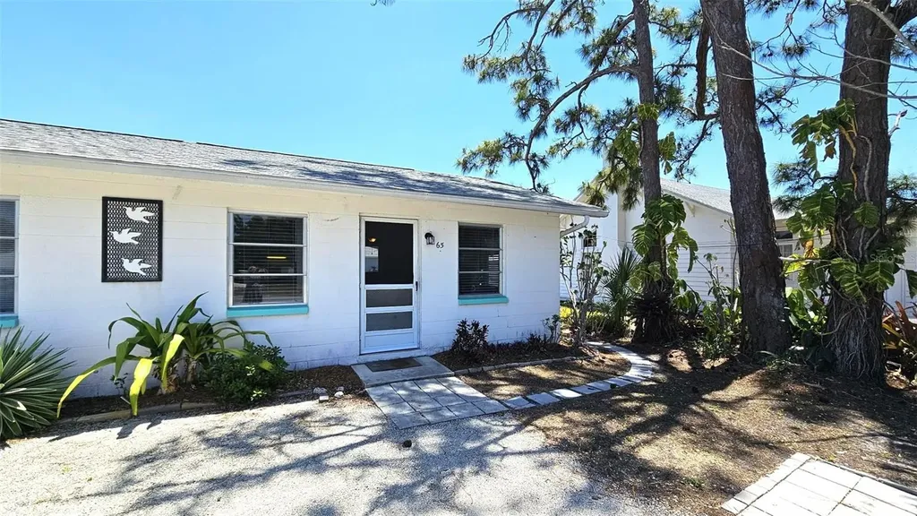 65 N Maple Street Englewood FL 34223