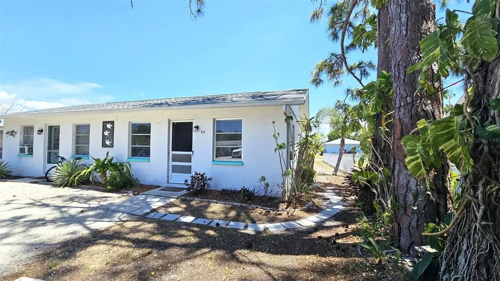 65 N Maple Street Englewood FL 34223