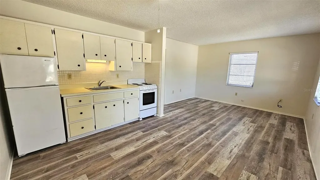65 N Maple Street Englewood FL 34223