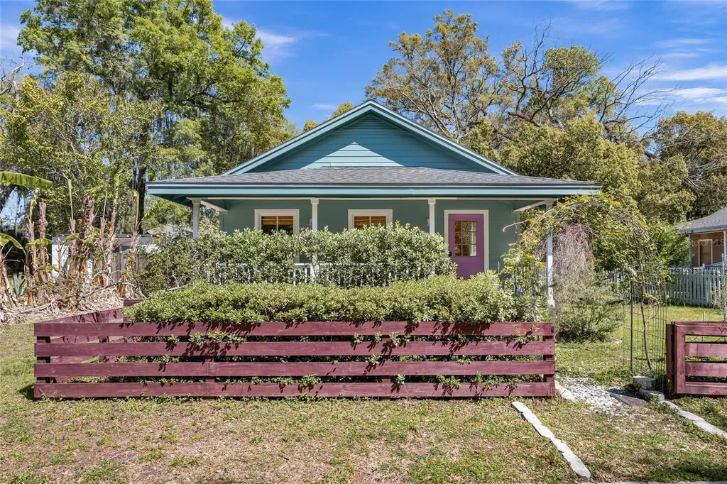 637 NW 4th Street Gainesville FL 32601