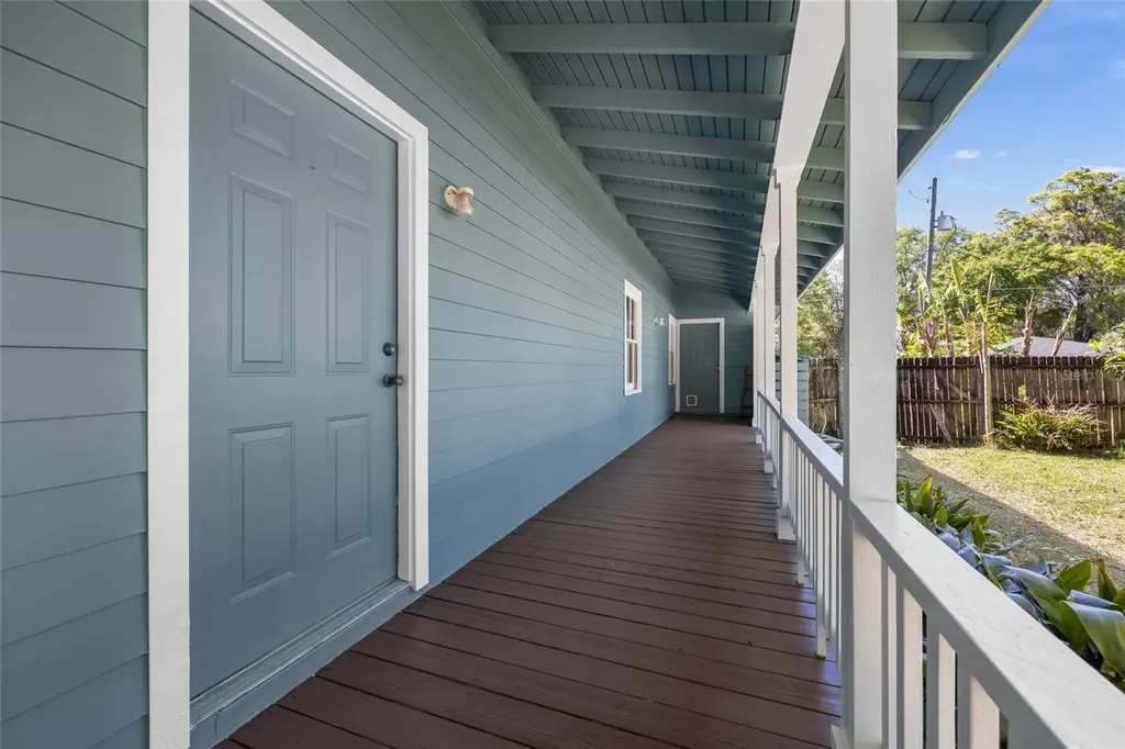 637 NW 4th Street Gainesville FL 32601