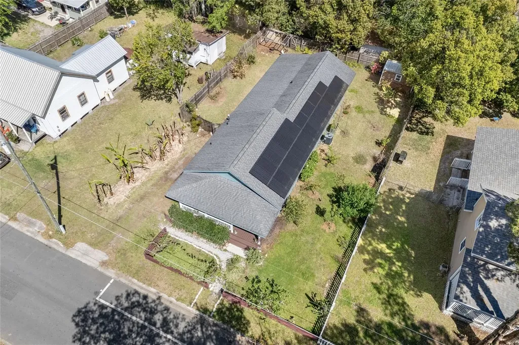 637 NW 4th Street Gainesville FL 32601