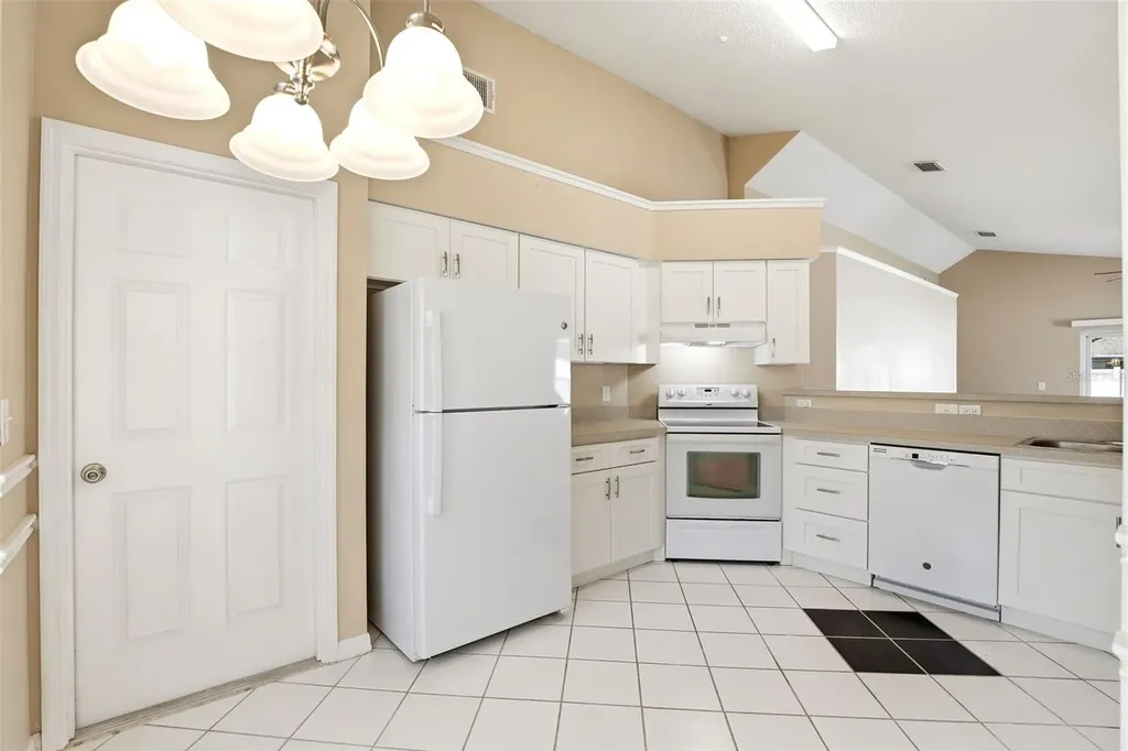 1094 Brielle Court Oviedo FL 32765