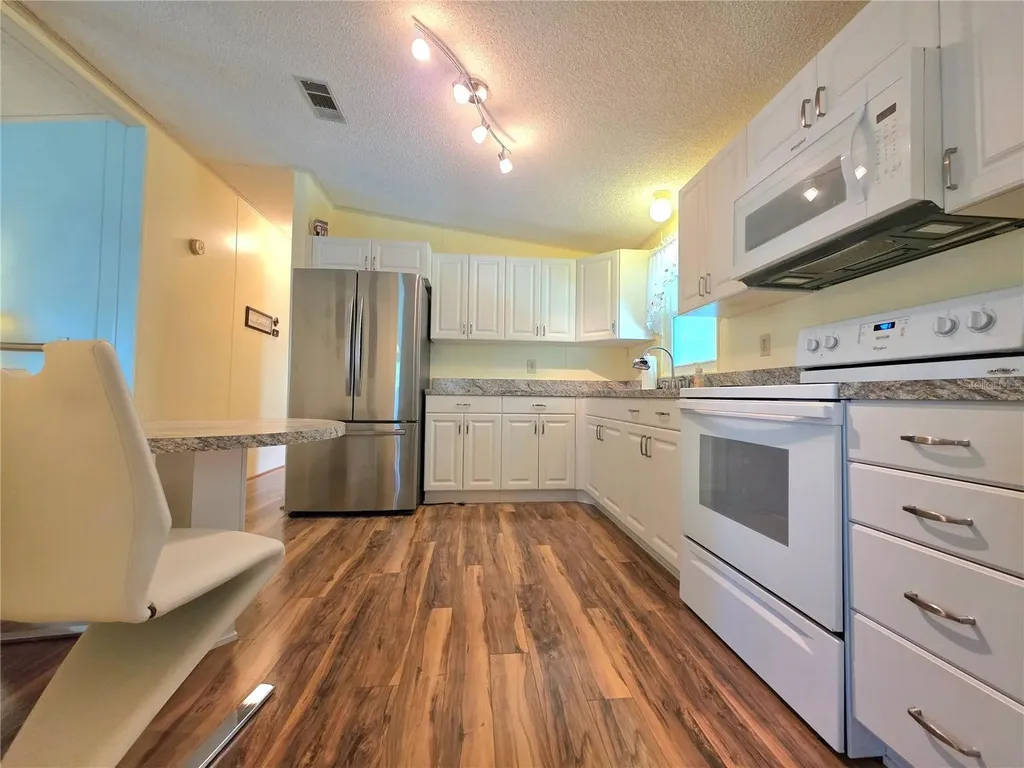 5654 Arrowhead Drive Zephyrhills FL 33542