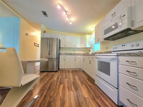5654 Arrowhead Drive Zephyrhills FL 33542