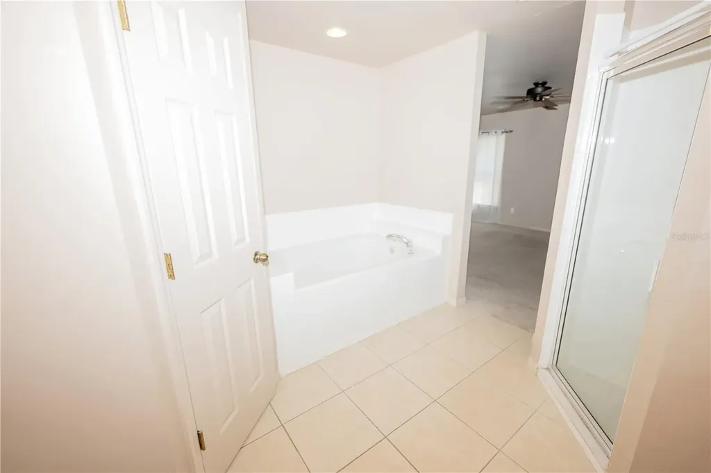 4129 NE 19th Place Cape Coral FL 33909