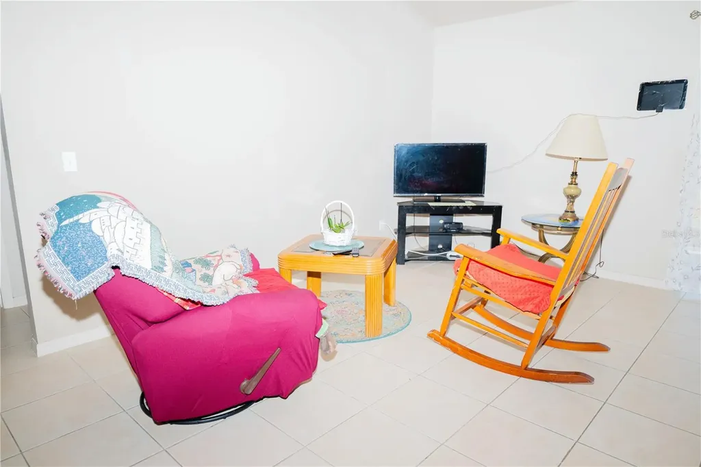4129 NE 19th Place Cape Coral FL 33909