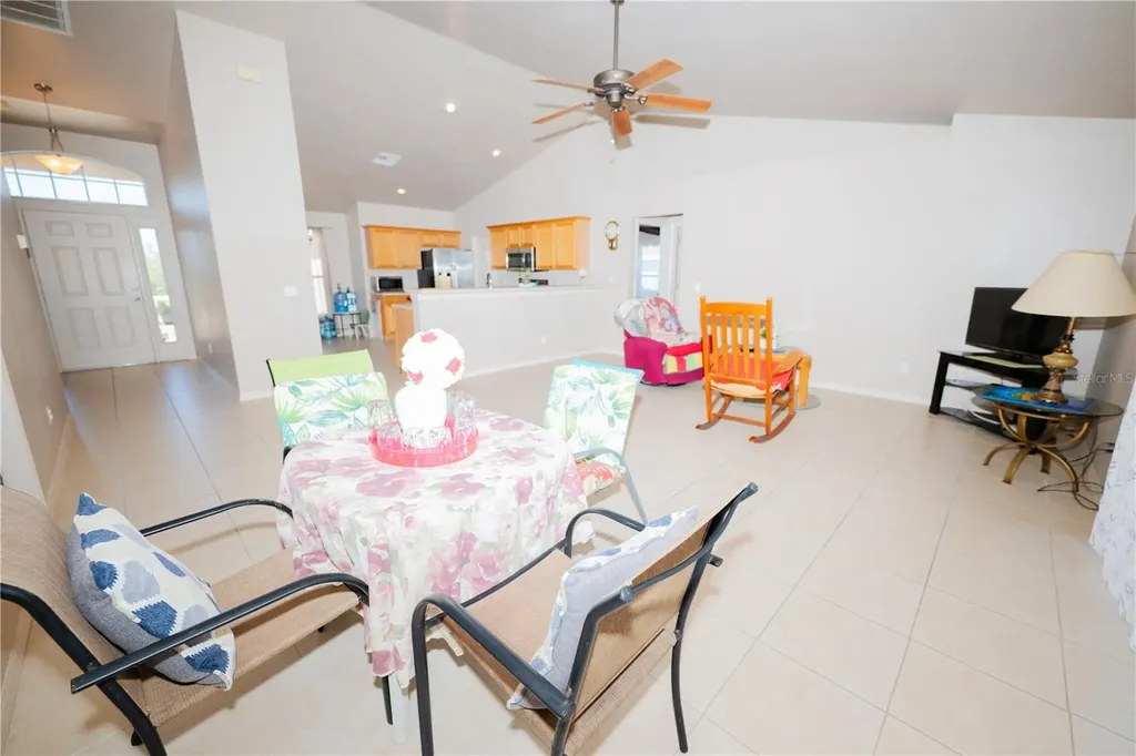 4129 NE 19th Place Cape Coral FL 33909