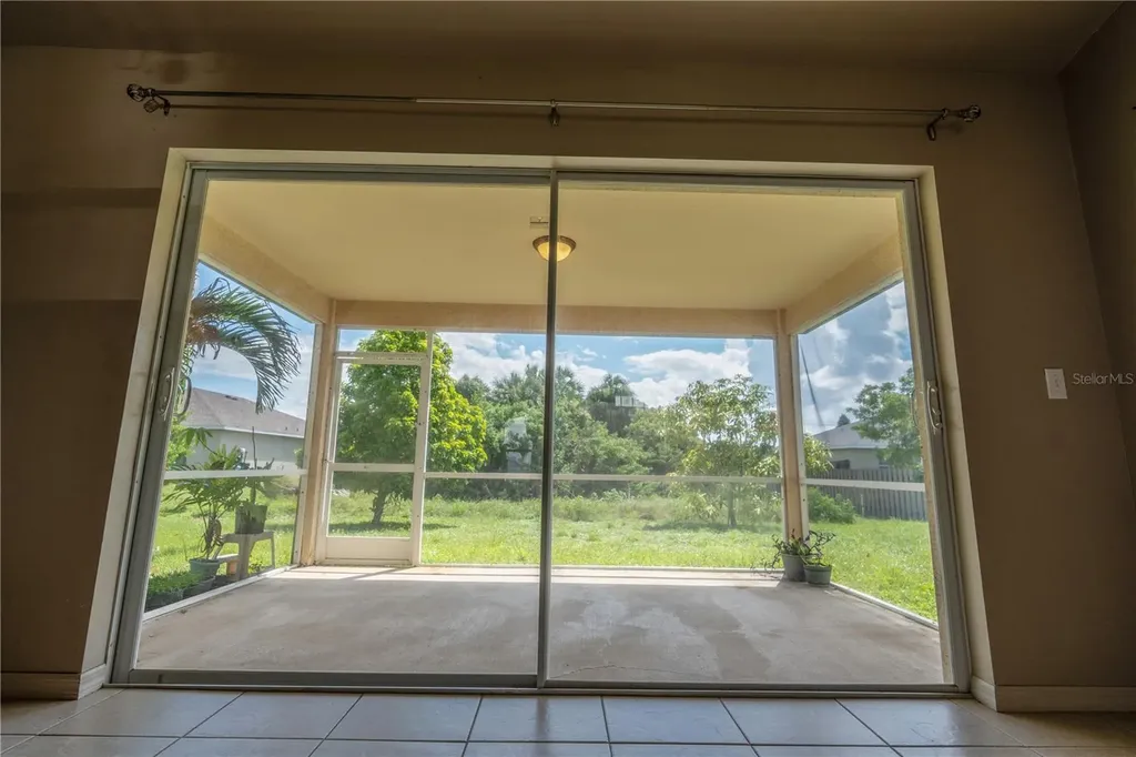 4129 NE 19th Place Cape Coral FL 33909