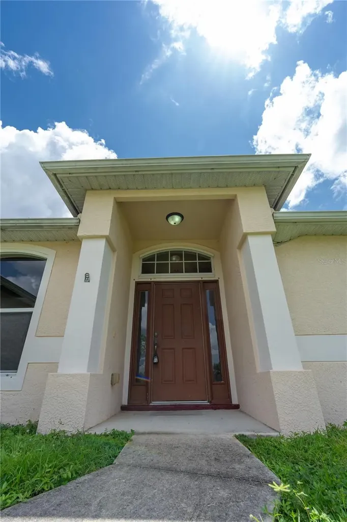 4129 NE 19th Place Cape Coral FL 33909