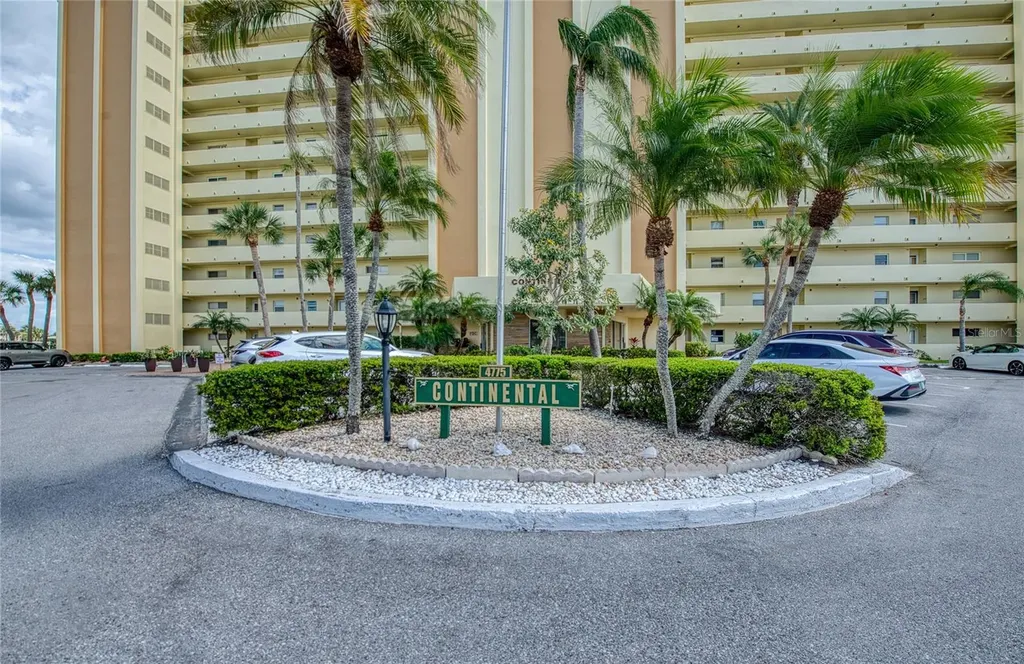 4775 Cove Circle St Petersburg FL 33708