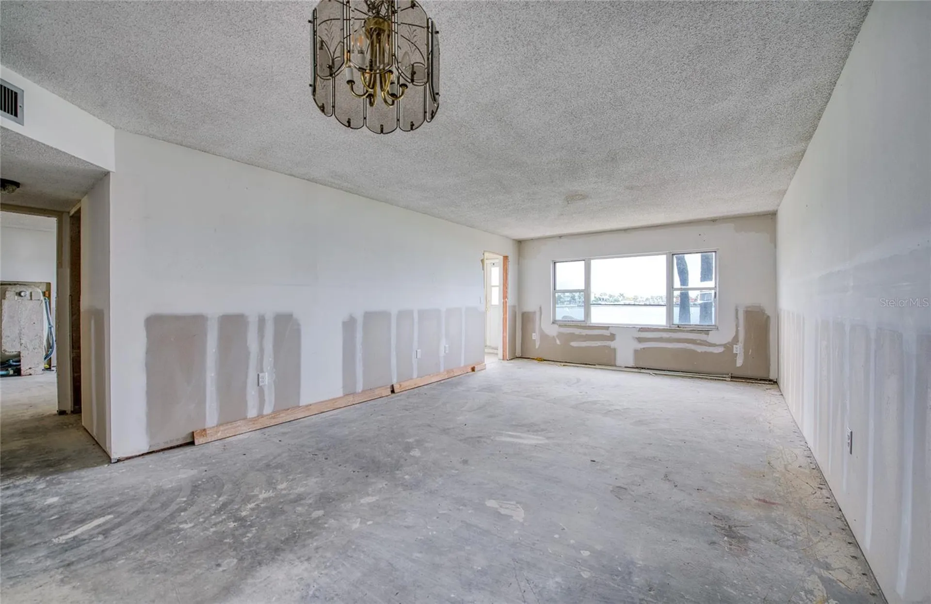 4775 Cove Circle St Petersburg FL 33708