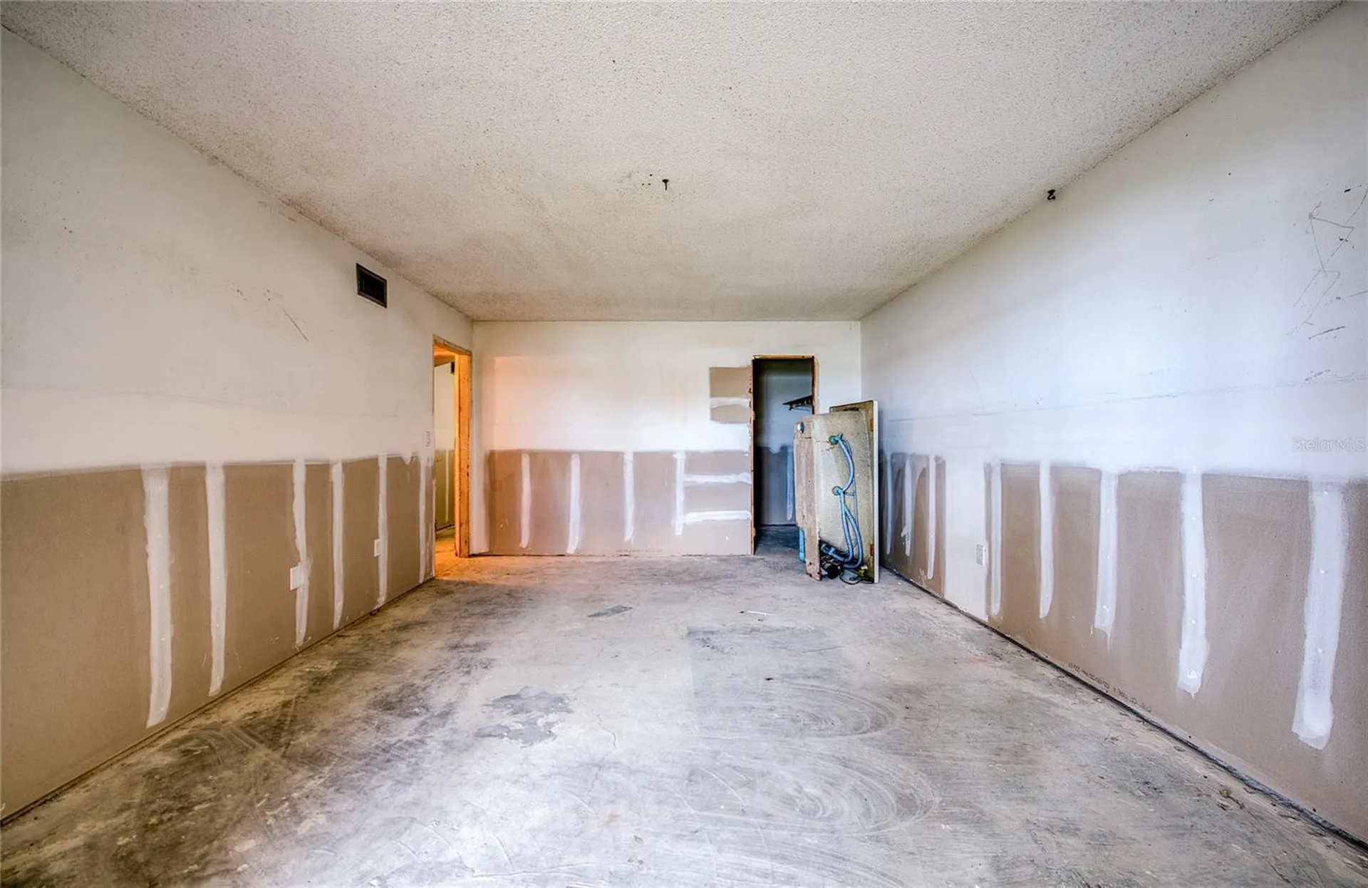 4775 Cove Circle St Petersburg FL 33708