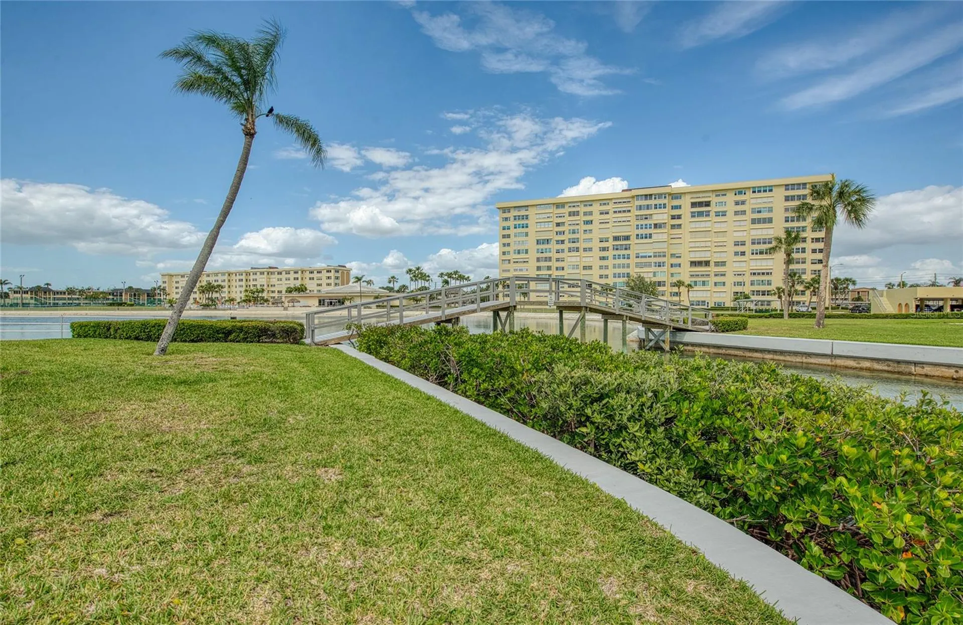 4775 Cove Circle St Petersburg FL 33708